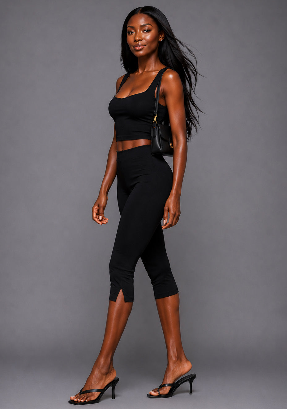 Capri | Cropped Black Trousers