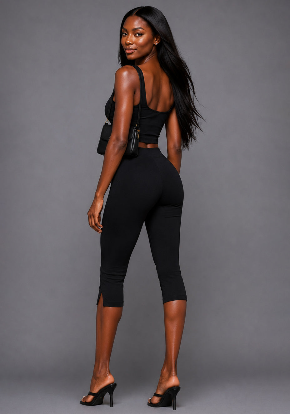 Capri | Cropped Black Trousers