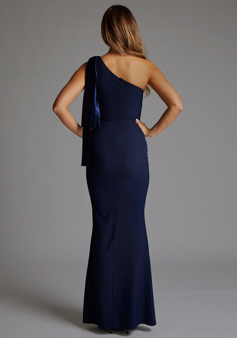 backless fishtail maxi dress Shop Black Backless Knot Detail Fishtail Maxi Dress Online in Oman